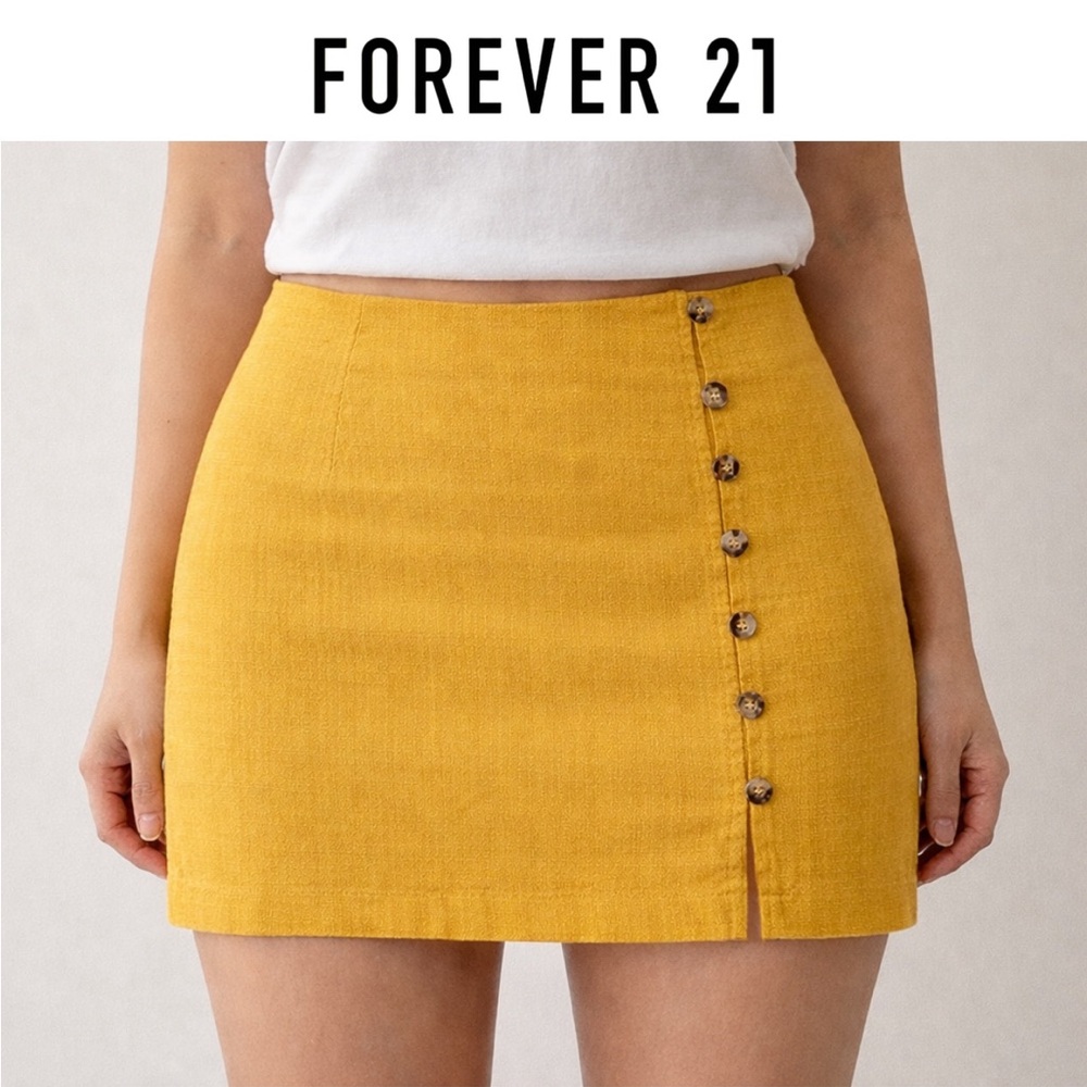 Forever 21 - Yellow/Mustard Mini Skirt - Size: Small